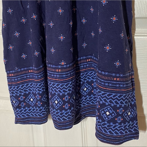 🌼 Old Navy tank top - Picture 2 of 5